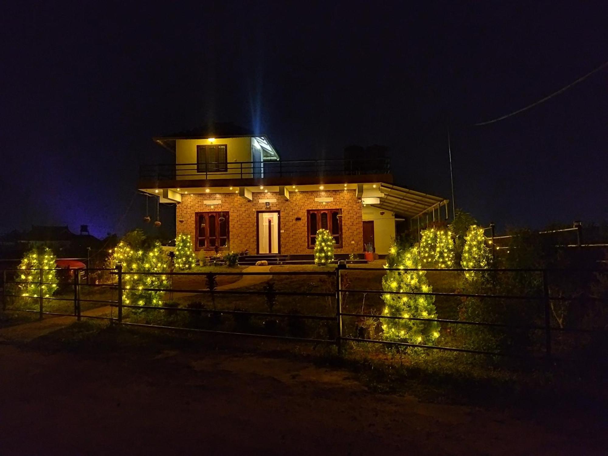 The Celeste Inn Vagamon Bagian luar foto