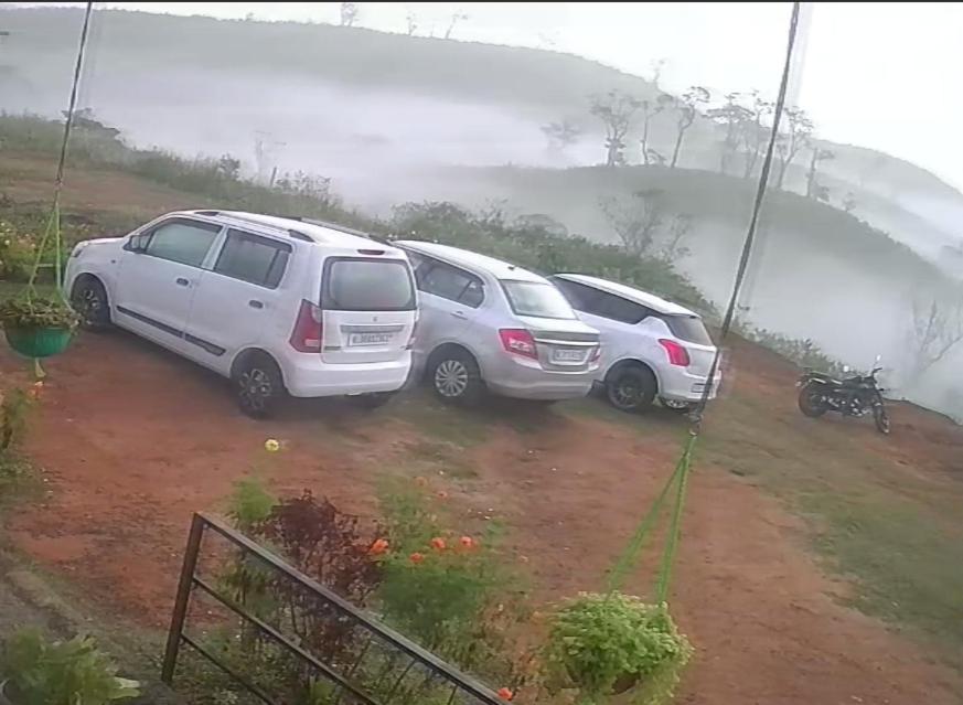 The Celeste Inn Vagamon Bagian luar foto